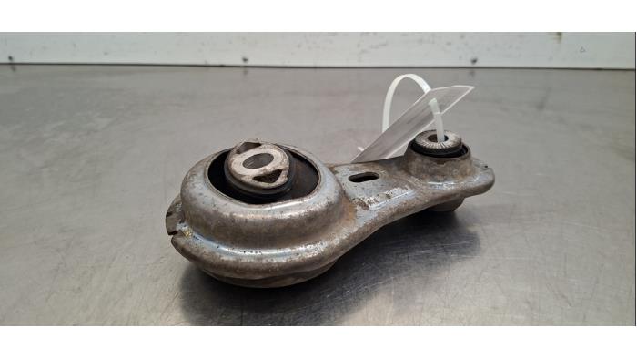 Used Engine mount Mercedes Vito (447.6) 1.7 110 CDI 16V Price € 18,15 Inclusive VAT offered by Autohandel Didier