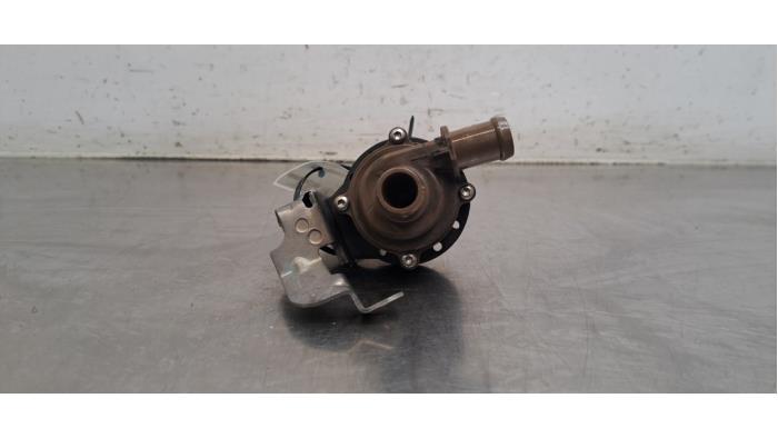 Begagnade Extra vattenpump Alfa Romeo Tonale 1.5 VGT Hybrid Pris € 133,10 Inklusive moms erbjuds av Autohandel Didier