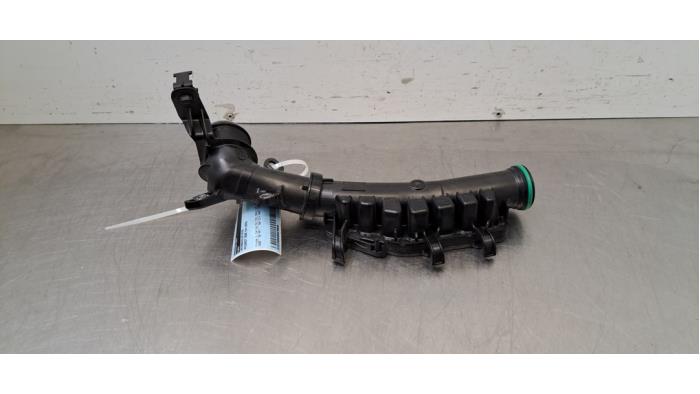 Gebrauchte Intercooler Rohr Peugeot 2008 (UD/UK/UR/US/UX) 1.2 Hybrid 136 Preis € 48,40 Mit Mehrwertsteuer angeboten von Autohandel Didier