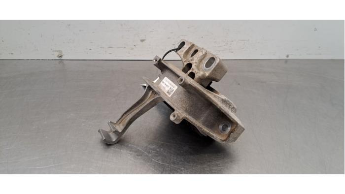 Used Engine mount Volkswagen Golf VIII (CD1) 1.5 TSI BlueMotion 16V Price € 54,45 Inclusive VAT offered by Autohandel Didier