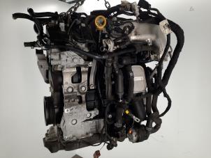 Motor van een Audi Cabrio (B4) 2.6 E 2021