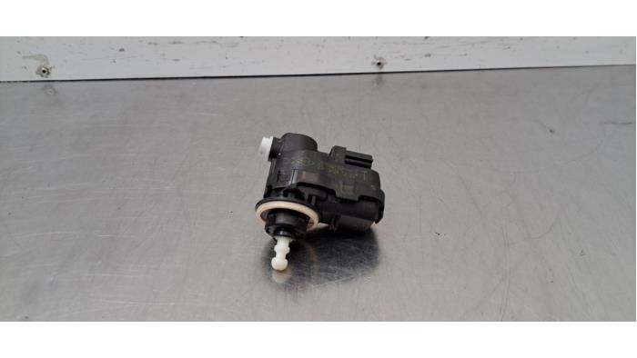 Używane Silnik reflektora Dacia Jogger 1.0 TCe 110 12V Cena € 24,20 Z VAT oferowane przez Autohandel Didier