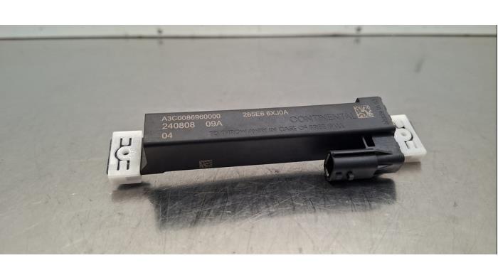 Używane Keyless Entry-Antena Dacia Jogger 1.0 TCe 110 12V Cena € 24,20 Z VAT oferowane przez Autohandel Didier