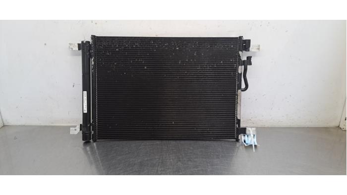 Usagé Condenseur de climatisation Audi S3 Limousine (GYL) 2.0 T FSI 16V Prix € 96,80 Prix TTC proposé par Autohandel Didier