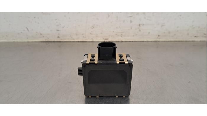 Gebrauchte Blinden Fleck Sensor Audi Q3 (F3B) 1.5 35 TFSI 16V Preis € 199,65 Mit Mehrwertsteuer angeboten von Autohandel Didier