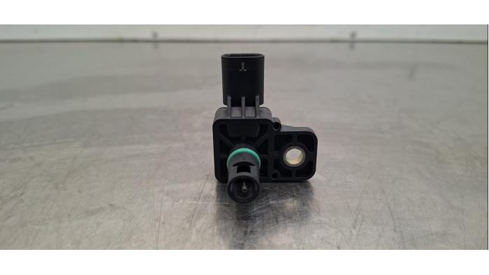 Begagnade MAP-sensor (insugsrör) Peugeot 3008 III 1.6 16V Plug-in Hybrid 195 Pris € 24,20 Inklusive moms erbjuds av Autohandel Didier