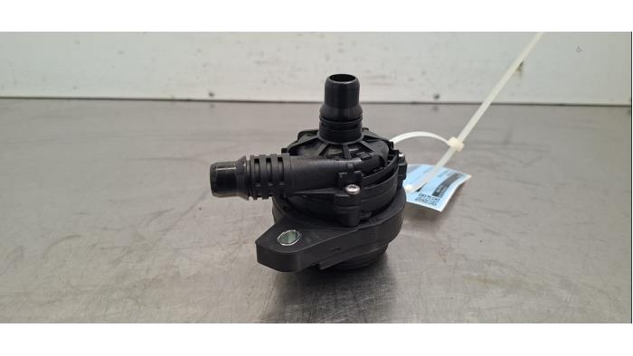 Begagnade Extra vattenpump Opel Frontera (OV24) 1.2 Hybrid 100 Pris € 60,50 Inklusive moms erbjuds av Autohandel Didier