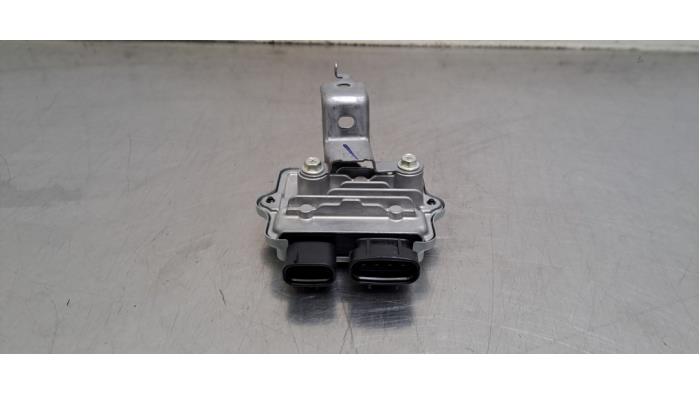 Usagé Module pompe carburant Toyota Yaris IV (P21/PA1/PH1) 1.5 12V Hybrid 115 Prix € 24,20 Prix TTC proposé par Autohandel Didier