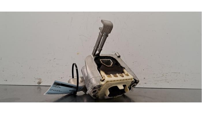 Engine mount from a Volkswagen Polo VI (AW1) 1.0 TSI 12V 2021