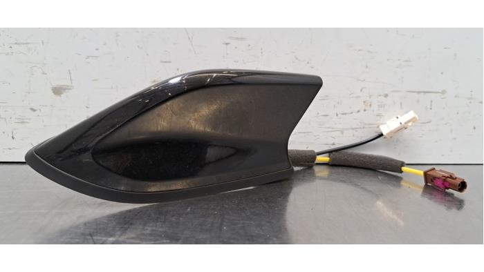 Używane Antena Nissan Juke (F16) 1.0 DIG-T 12V Cena € 36,30 Z VAT oferowane przez Autohandel Didier