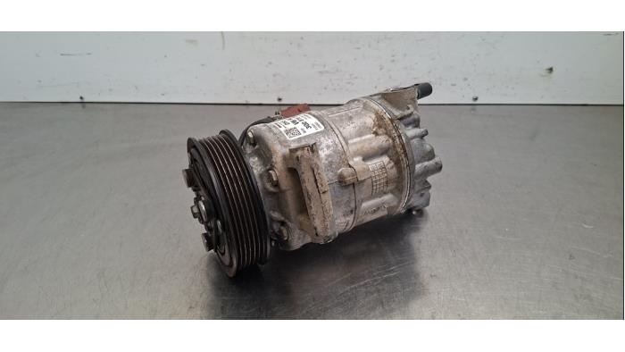 Gebrauchte Klimapumpe Skoda Octavia Combi (NXAC) 2.0 TDI GreenTec 16V Preis € 102,85 Mit Mehrwertsteuer angeboten von Autohandel Didier