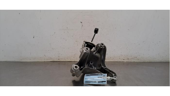 Used Engine mount Audi A4 Avant (B9) 2.0 30 TDI Mild hybrid 16V Price € 30,25 Inclusive VAT offered by Autohandel Didier