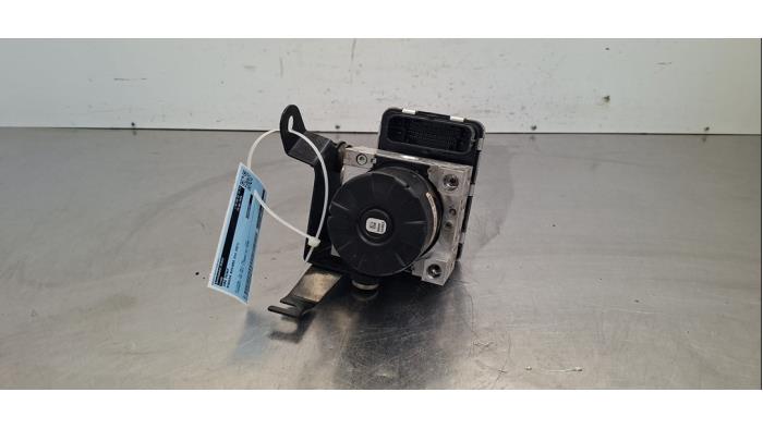 Usagé Bloc ABS Nissan NP 300 Navara (D23) 2.3 dCi 16V 4x4 Prix € 199,65 Prix TTC proposé par Autohandel Didier