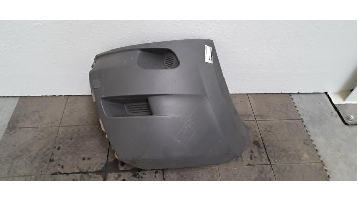Front bumper trim