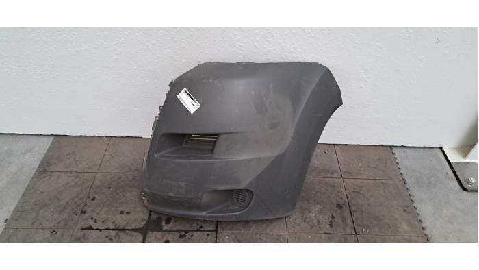 Front bumper trim