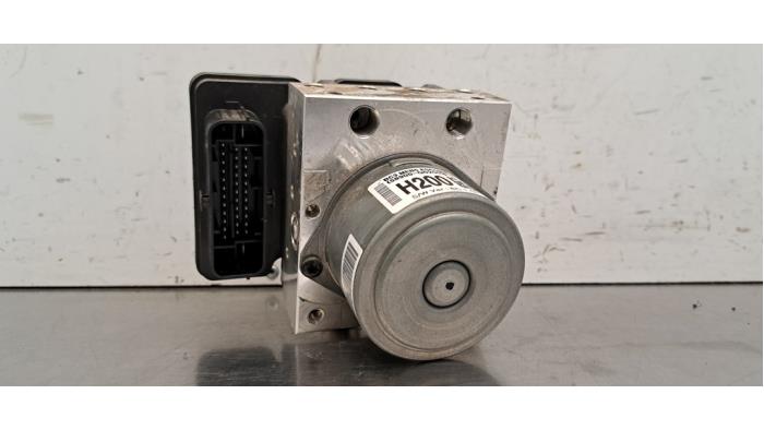 Begagnade ABS-pump Hyundai i20 (BC3) 1.0 T-GDI 100 12V Pris € 199,65 Inklusive moms erbjuds av Autohandel Didier