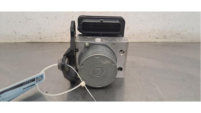 Usagé Pompe ABS Volkswagen Polo VI (AW1) 1.0 TSI 12V Prix € 199,65 Prix TTC proposé par Autohandel Didier