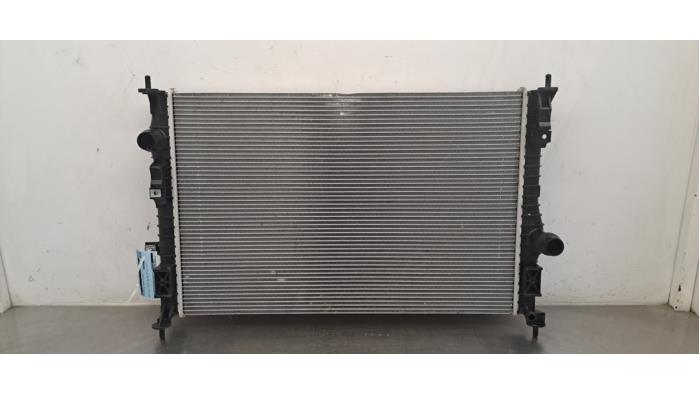 Usagé Radiateur DS Automobiles DS 7 Crossback 1.6 16V E-Tense 225 Prix € 133,10 Prix TTC proposé par Autohandel Didier