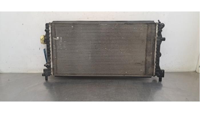 Used Radiator Audi A1 Sportback (8XA/8XF) 1.4 TDI Ultra 12V Price € 42,35 Inclusive VAT offered by Autohandel Didier
