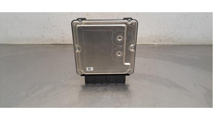 Used Engine management computer Skoda Octavia Combi (NXAC) 2.0 TDI GreenTec 16V Price € 399,30 Inclusive VAT offered by Autohandel Didier
