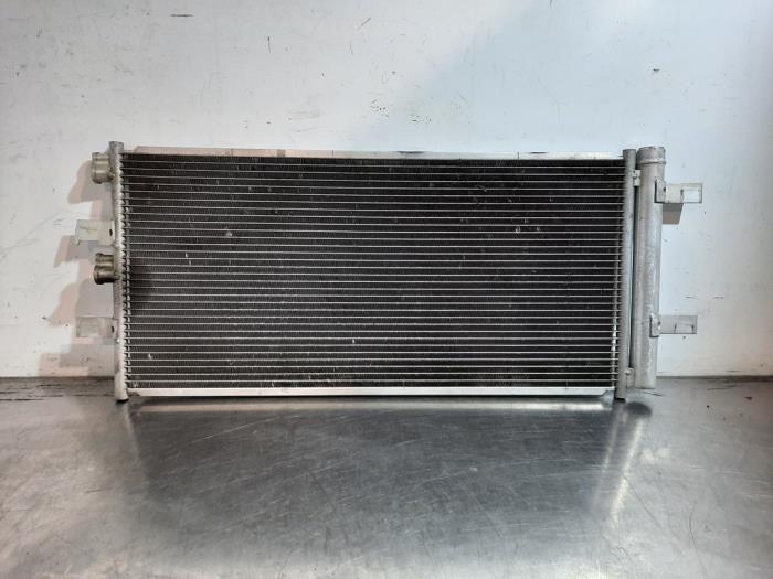 Gebrauchte Klima Kondensor Mini Clubman (F54) 1.5 One D 12V Preis € 163,35 Mit Mehrwertsteuer angeboten von Autohandel Didier