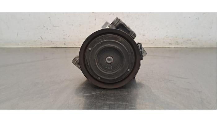 Usagé Pompe clim Suzuki Swift (ZC/ZD) 1.2 Dual Jet 16V Smart Hybrid Prix € 229,90 Prix TTC proposé par Autohandel Didier