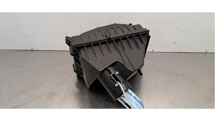 Begagnade Luftfilterhus Landrover Range Rover Sport (L1) 3.0 D300 Pris € 199,65 Inklusive moms erbjuds av Autohandel Didier