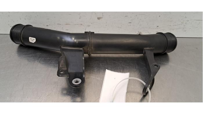 Gebrauchte Intercooler Rohr Volvo XC40 (XZ) 1.5 T4 Plug-in Hybrid 12V Preis € 48,40 Mit Mehrwertsteuer angeboten von Autohandel Didier