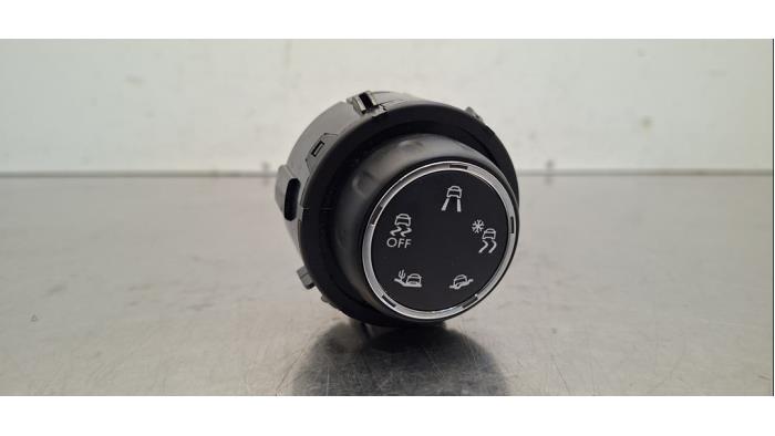 Używane Przelacznik ESP Opel Combo Life/Tour 1.5 CDTI 130 Cena € 36,30 Z VAT oferowane przez Autohandel Didier