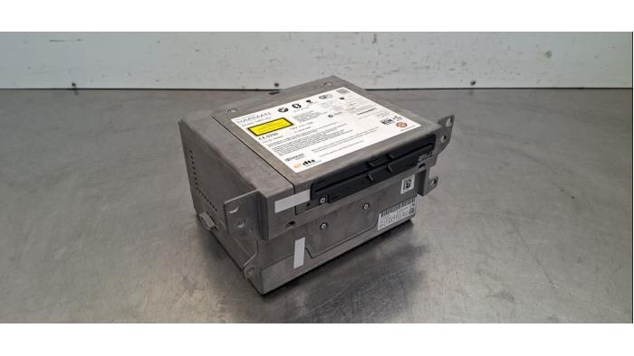 Używane Modul radiowy BMW X5 (F15) M50d 3.0 24V Cena € 532,40 Z VAT oferowane przez Autohandel Didier