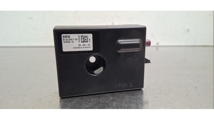 Gebrauchte GPS Antenne BMW X5 (F15) M50d 3.0 24V Preis € 24,20 Mit Mehrwertsteuer angeboten von Autohandel Didier