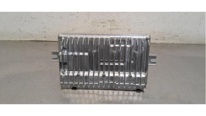 Begagnade PDC-modul Landrover Range Rover V (LK) 3.0 D300 MHEV Pris € 266,20 Inklusive moms erbjuds av Autohandel Didier