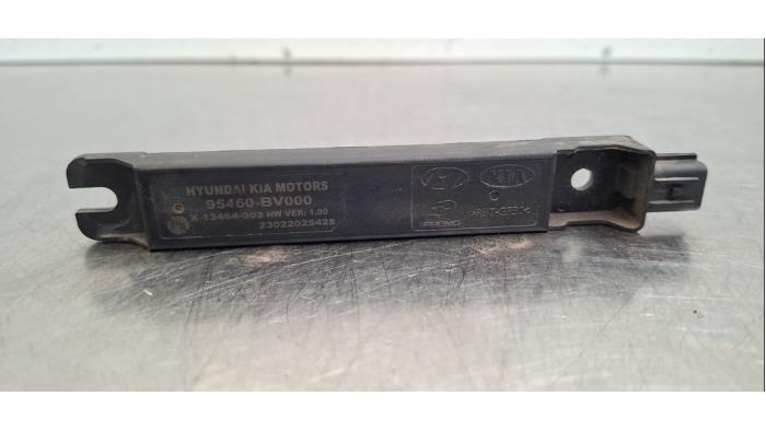 Używane Keyless Entry-Antena Kia EV6 (CV) 77.4 kWh GT AWD Cena € 18,15 Z VAT oferowane przez Autohandel Didier