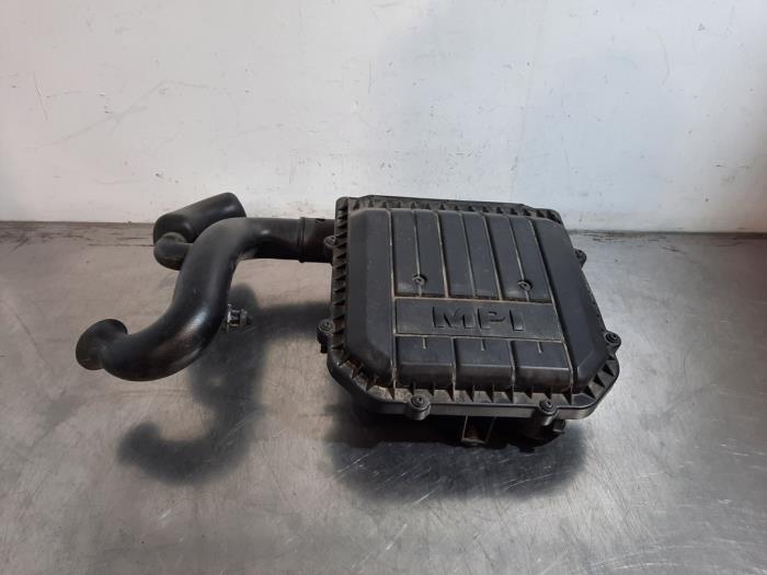 Gebrauchte Luftfiltergehäuse Skoda Fabia III (NJ3) 1.0 12V Preis € 24,20 Mit Mehrwertsteuer angeboten von Autohandel Didier