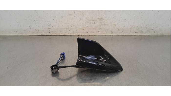 Używane Antena Ford Kuga III (DFK) Cena € 36,30 Z VAT oferowane przez Autohandel Didier