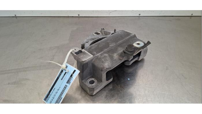 Used Engine mount Mercedes CLA (118.3) 1.3 CLA-180 Turbo 16V Mild Hybrid Price € 102,85 Inclusive VAT offered by Autohandel Didier