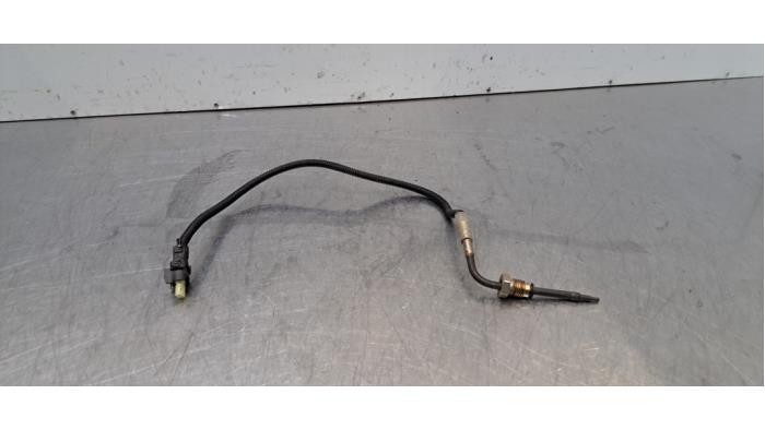 Gebrauchte Auspuff Temperatursensor Mercedes C Estate (S205) C-180d 1.6 Turbo 16V Preis € 48,40 Mit Mehrwertsteuer angeboten von Autohandel Didier