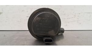 Extra vattenpump från en Mercedes-Benz Sprinter 3,5t (907.6/910.6) 311 CDI 2.0 D FWD 2023