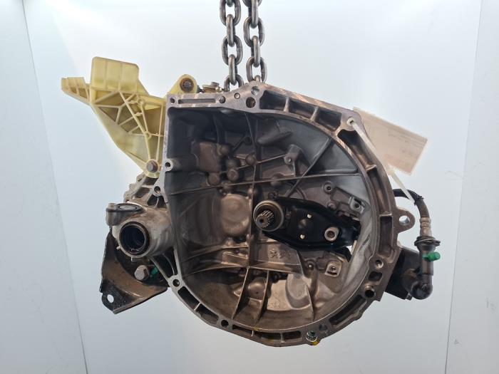 Getriebe Peugeot 208 II (UB/UH/UP), 2019 1.2 Vti 12V PureTech 75, Fließheck, 4-tr, Benzin, 1.199cc, 55kW (75pk), FWD, EB2FAD; HMH, 2019-06, UPHMH (Gebraucht)