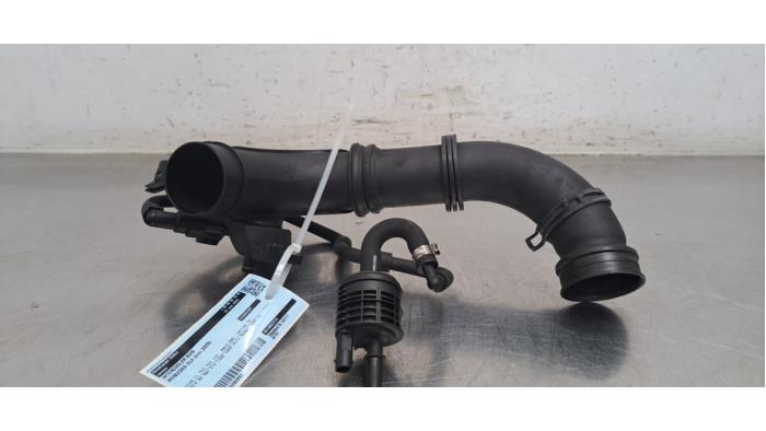 Gebrauchte Intercooler Rohr Mercedes CLA (118.3) 1.3 CLA-180 Turbo 16V Mild Hybrid Preis € 133,10 Mit Mehrwertsteuer angeboten von Autohandel Didier