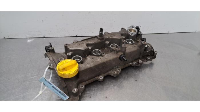 Usagé Culasse Nissan Qashqai (J11) 1.2 DIG-T 16V Prix € 133,10 Prix TTC proposé par Autohandel Didier