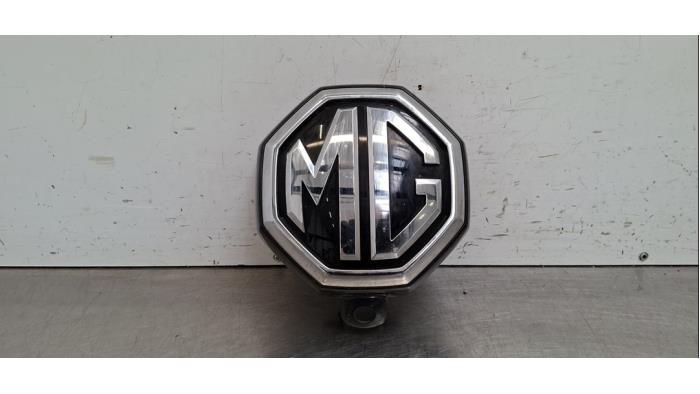 Usados Emblema MG HS/EHS I (AS23) 1.5 EHS T-GDI Hybrid Precio € 48,40 IVA incluido ofrecido por Autohandel Didier