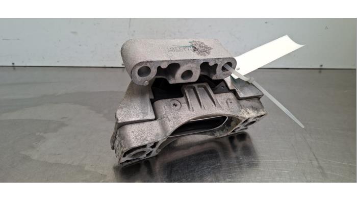 Begagnade Motorfäste MG HS/EHS I (AS23) 1.5 EHS T-GDI Hybrid Pris € 42,35 Inklusive moms erbjuds av Autohandel Didier