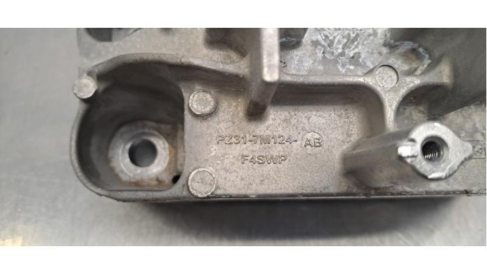 Engine mount from a Ford Transit Custom 2.0 EcoBlue 136 2025