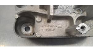 Engine mount from a Ford Transit Custom 2.0 EcoBlue 136 2025
