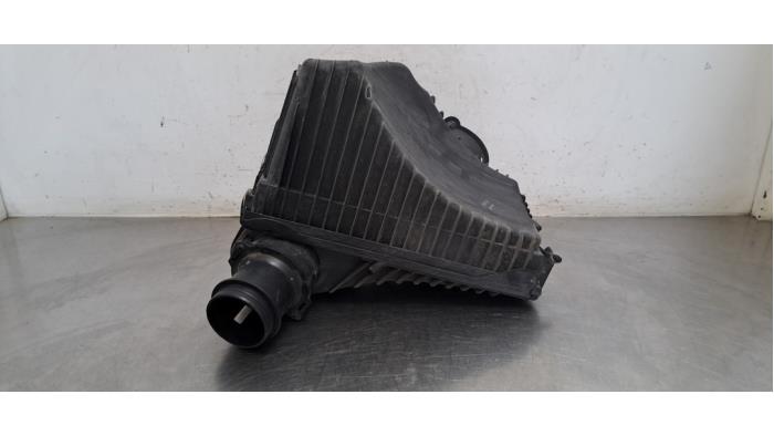 Begagnade Luftfilterhus Porsche Cayenne II (92A) 3.0 D V6 24V Pris € 199,65 Inklusive moms erbjuds av Autohandel Didier