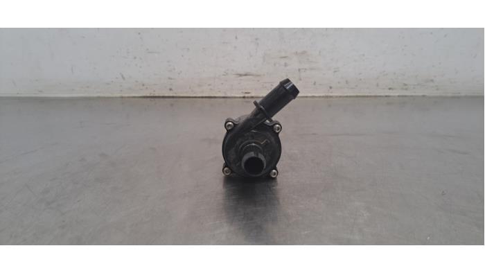 Begagnade Extra vattenpump Ford Transit Custom 2.0 EcoBlue 136 Pris € 60,50 Inklusive moms erbjuds av Autohandel Didier
