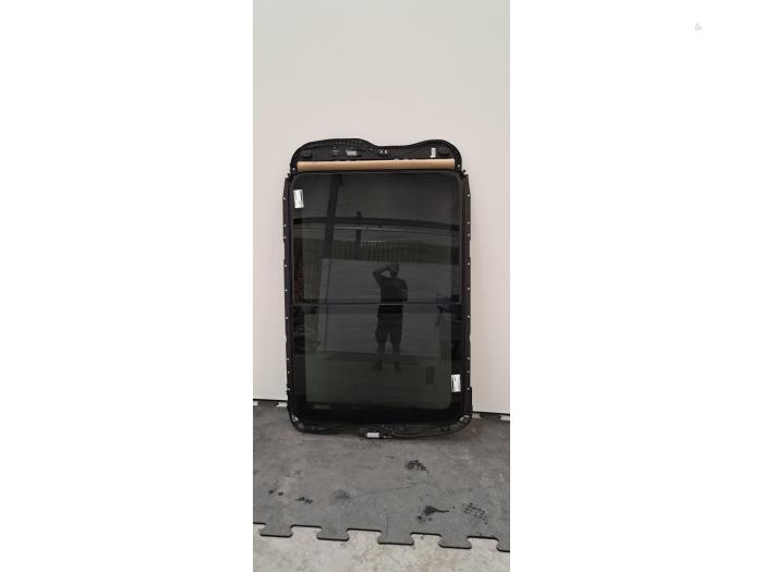Używane Dach panoramiczny Porsche Cayenne II (92A) 3.0 D V6 24V Cena € 1.633,50 Z VAT oferowane przez Autohandel Didier