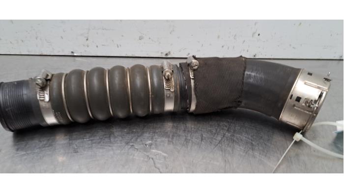 Gebrauchte Intercooler Schlauch Ford Ranger 2.0 EcoBlue 16V 4x4 Preis € 60,50 Mit Mehrwertsteuer angeboten von Autohandel Didier