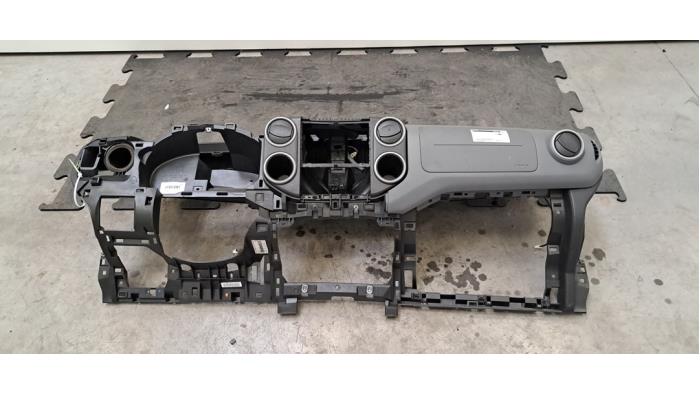 Używane Panel Peugeot Partner Cena € 266,20 Z VAT oferowane przez Autohandel Didier